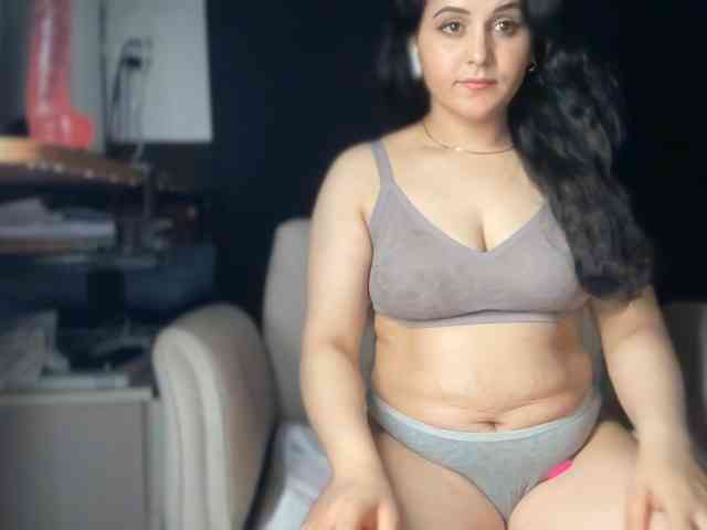 ema-love webcam