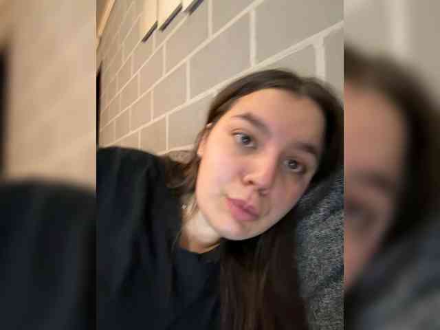 murka_murmurmur webcam