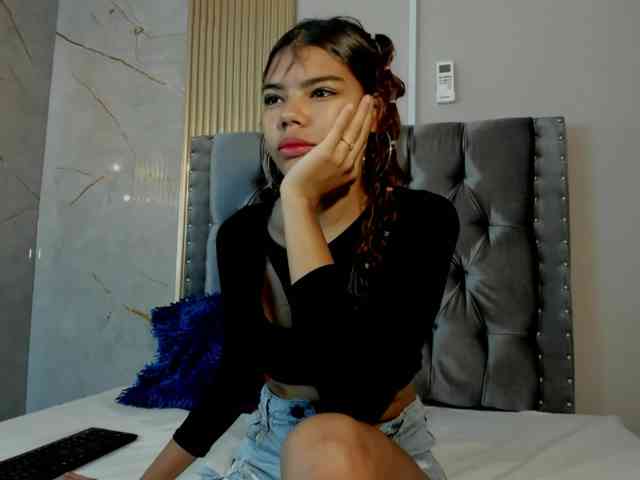 kay-chell webcam