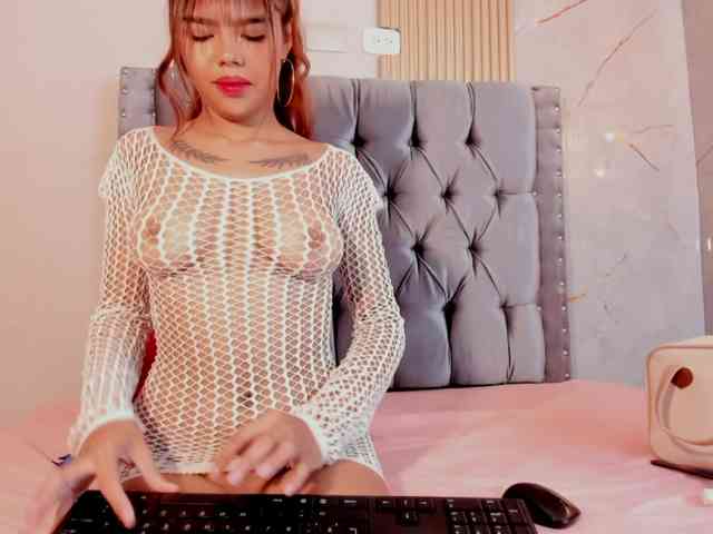 kay-chell webcam