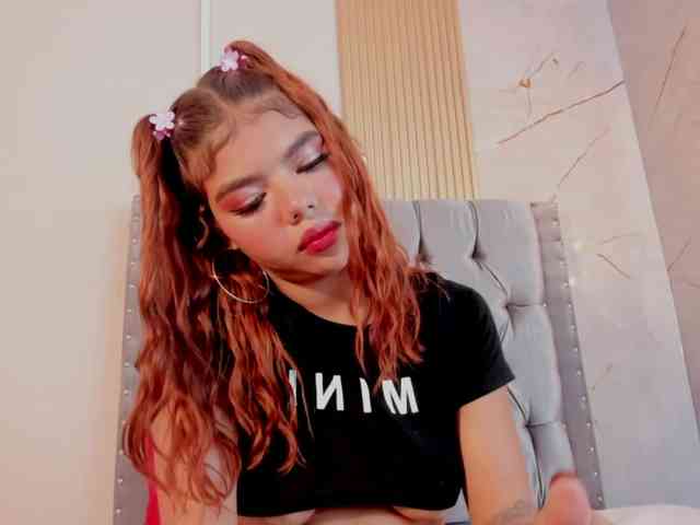 kay-chell webcam