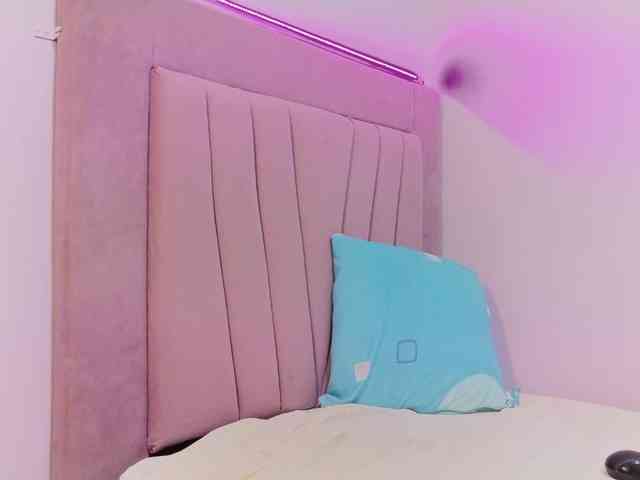 kay-chell webcam