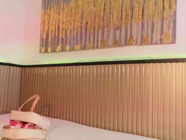 kay-chell webcam