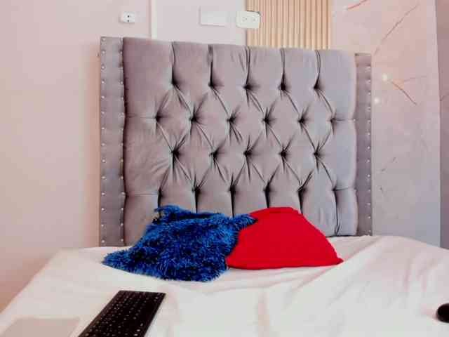 kay-chell webcam