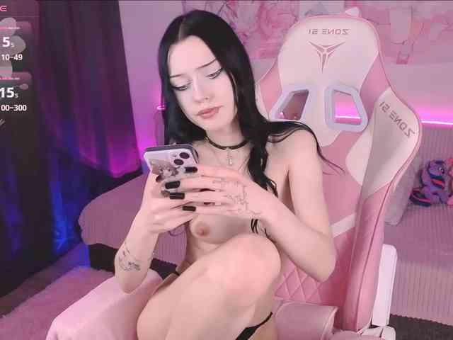 OpheliaAmber webcam