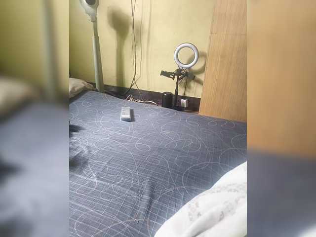 Fuckmebaby693 live cam on BongaCams