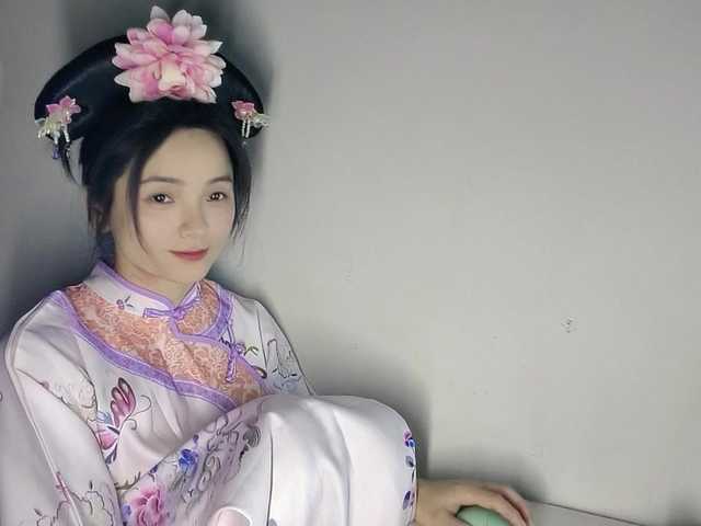 lanerb's BongaCams show and profile