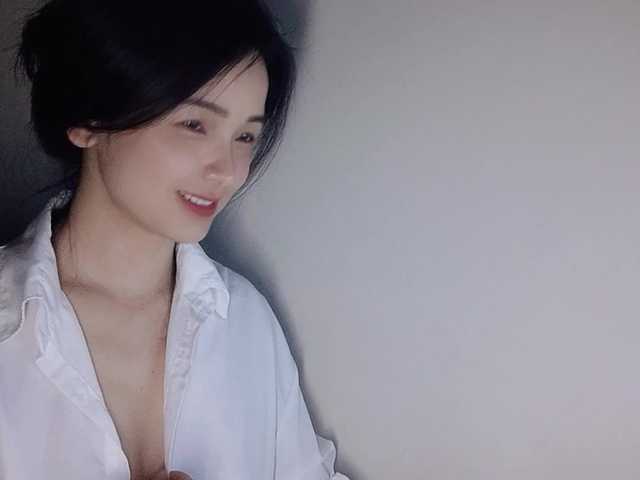 lanerb's BongaCams show and profile