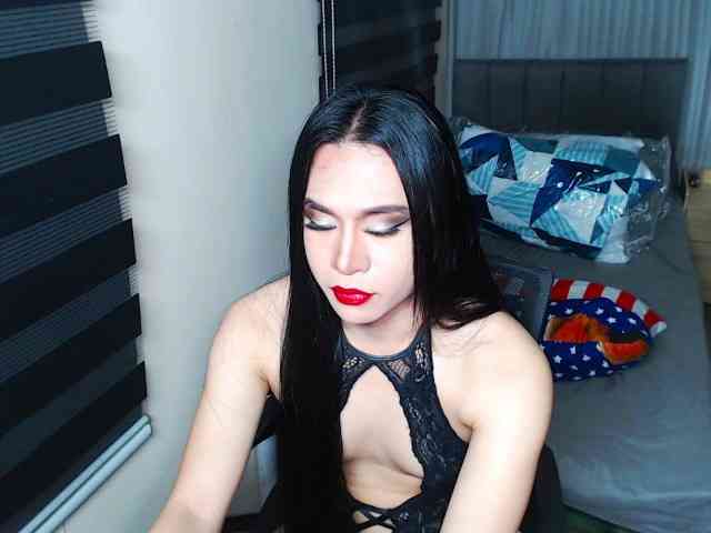 MinervaSmith Live Webcam on BongaCams