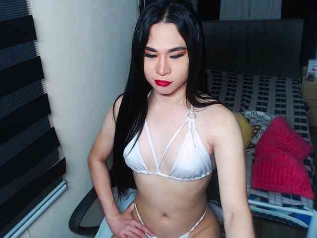 MinervaSmith Live Webcam on BongaCams