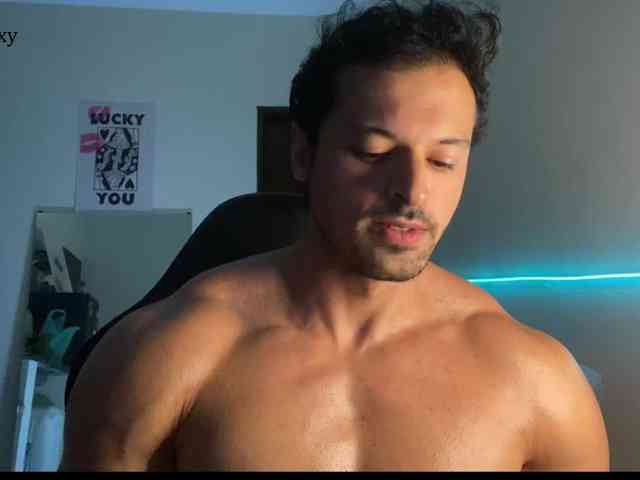 lucasfit24