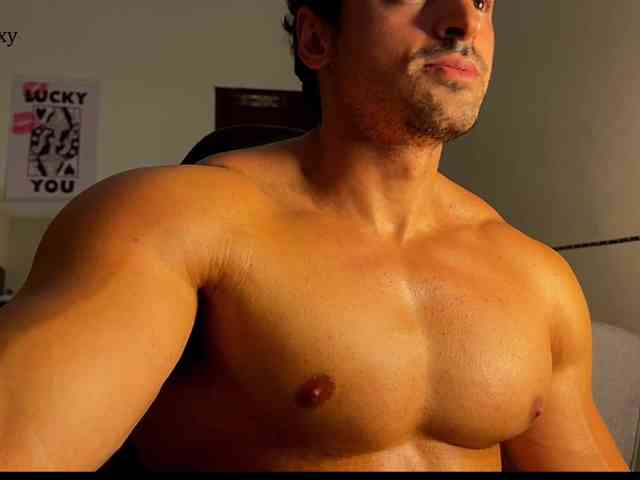 lucasfit24