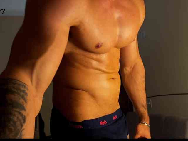 lucasfit24
