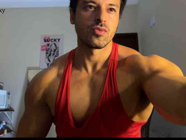 lucasfit24