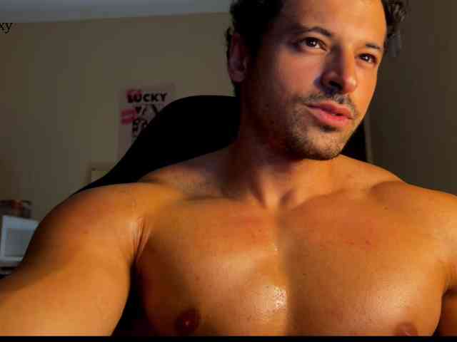 lucasfit24