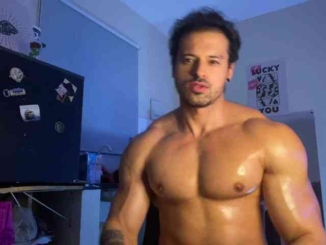 lucasfit24