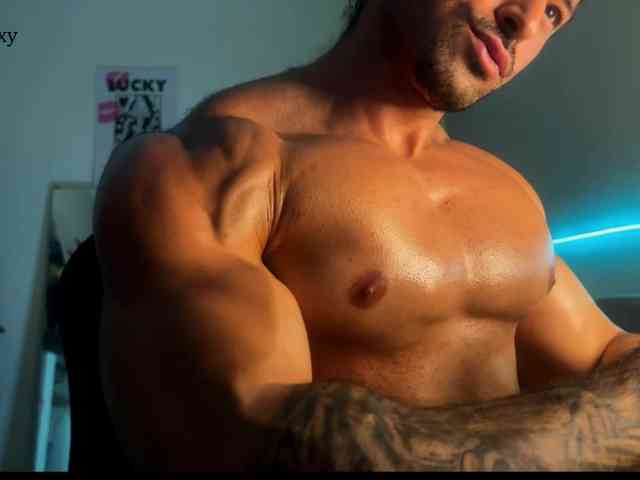lucasfit24