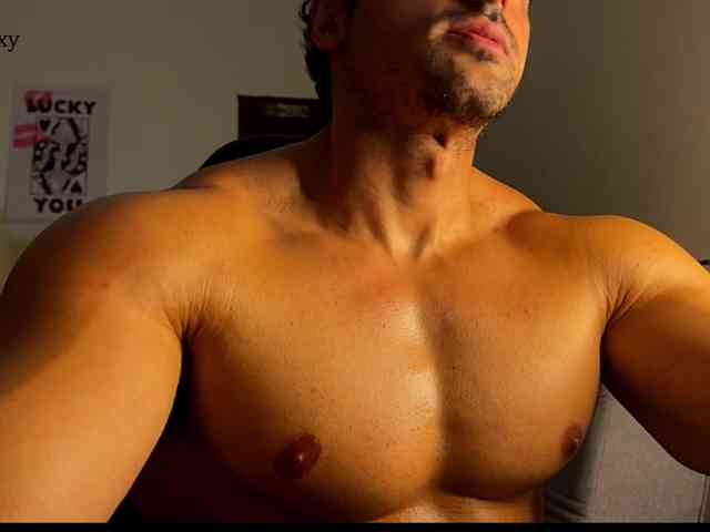 lucasfit24