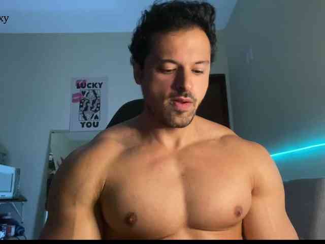 lucasfit24