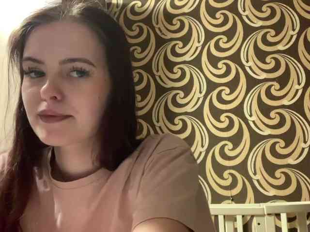 GayeHinaman webcam