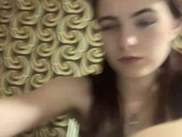 GayeHinaman webcam