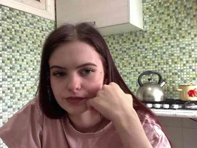 GayeHinaman webcam