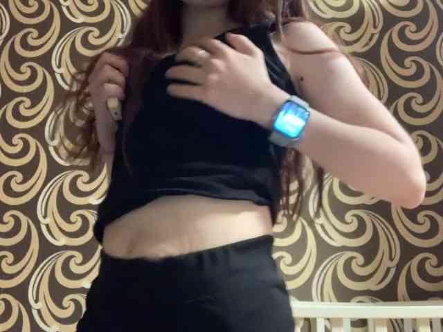 GayeHinaman webcam