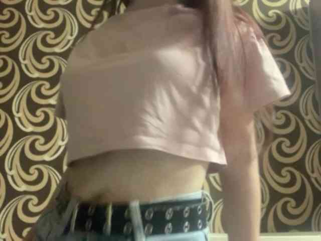 GayeHinaman webcam