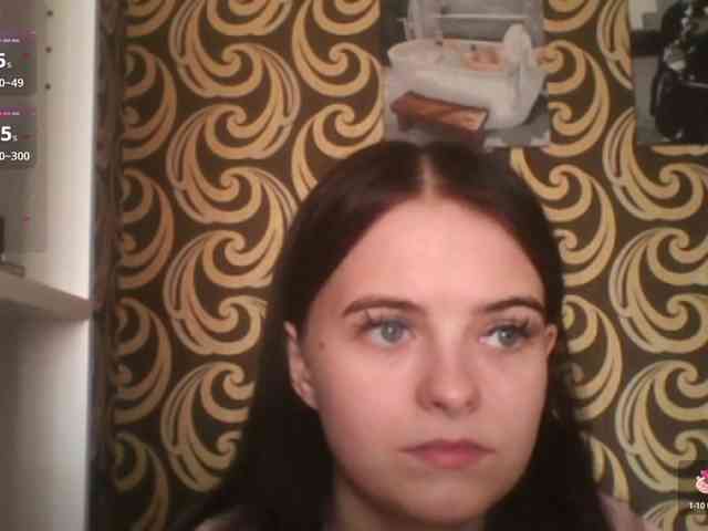 GayeHinaman webcam