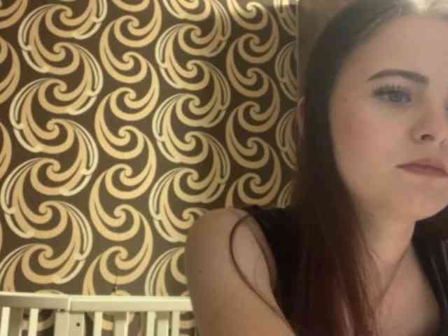 GayeHinaman webcam