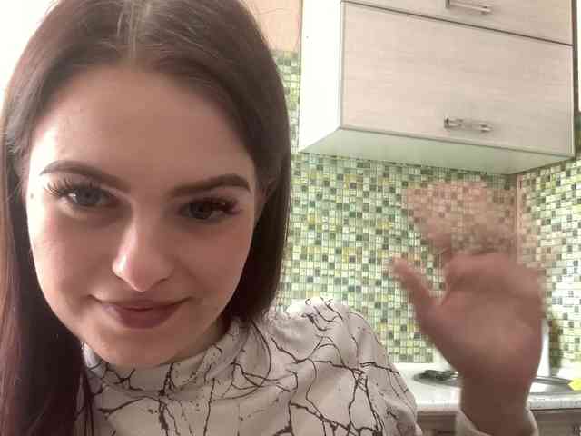 GayeHinaman webcam