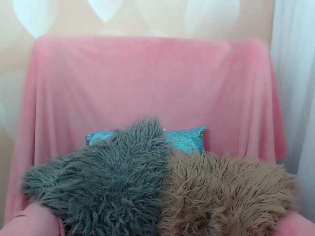 LiliBlush live cam on BongaCams