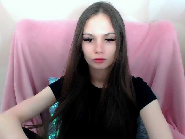 LiliBlush live cam on BongaCams