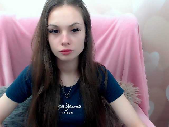 LiliBlush live cam on BongaCams