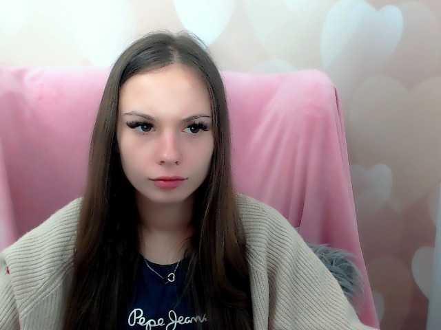 LiliBlush live cam on BongaCams