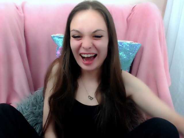 LiliBlush live cam on BongaCams