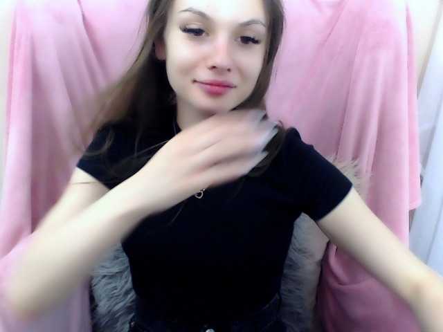 LiliBlush live cam on BongaCams