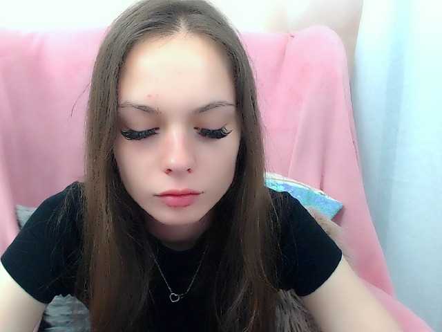 LiliBlush live cam on BongaCams