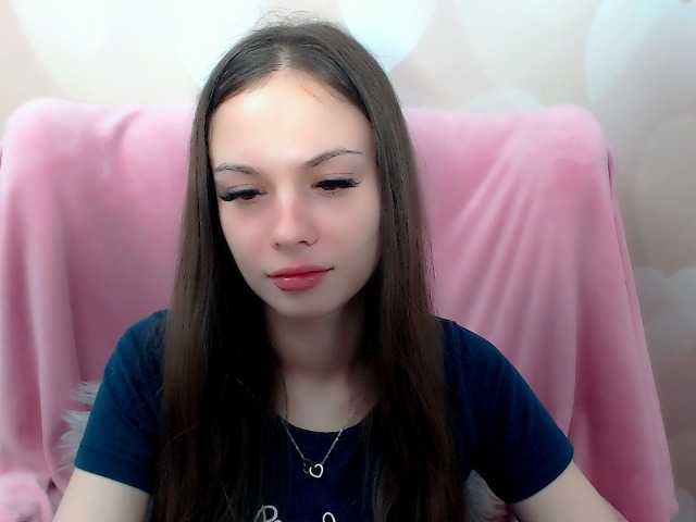 LiliBlush live cam on BongaCams