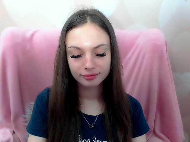LiliBlush live cam on BongaCams
