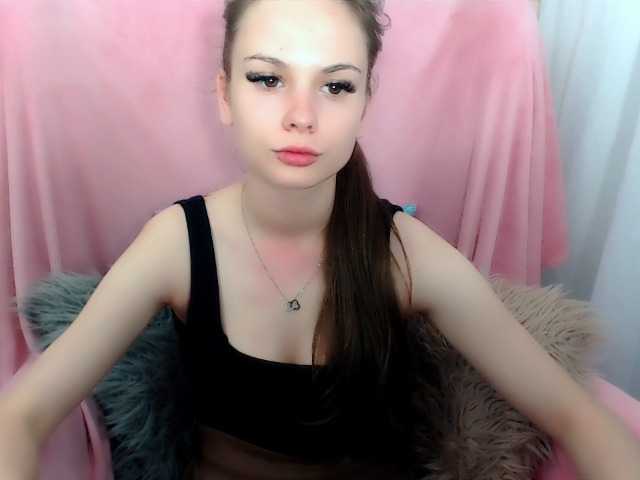 LiliBlush live cam on BongaCams