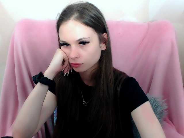 LiliBlush live cam on BongaCams