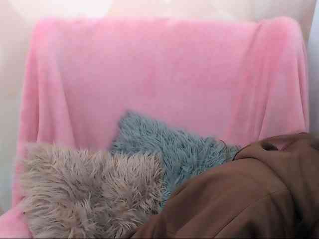 LiliBlush webcam