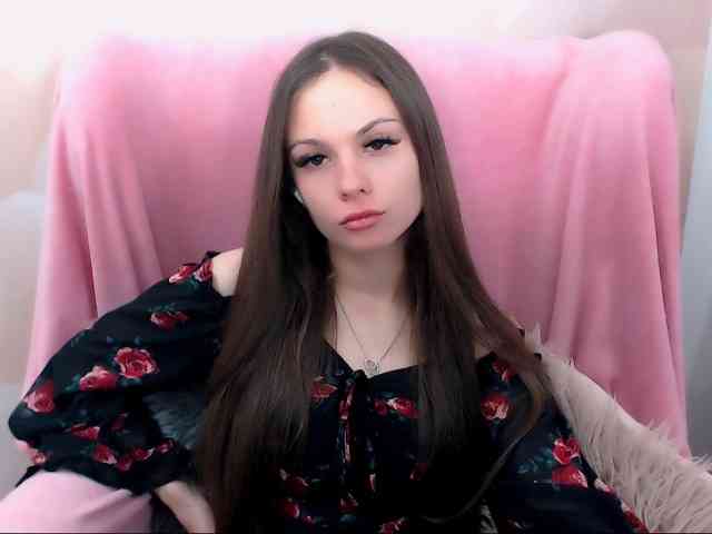 Model: LiliBlush