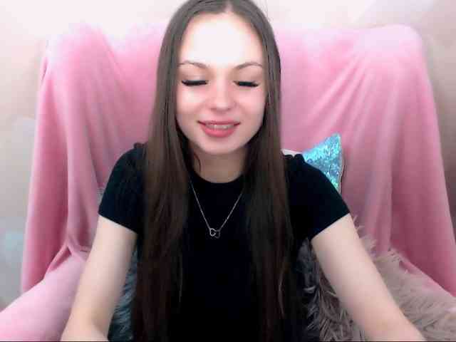 LiliBlush Live Webcam on BongaCams