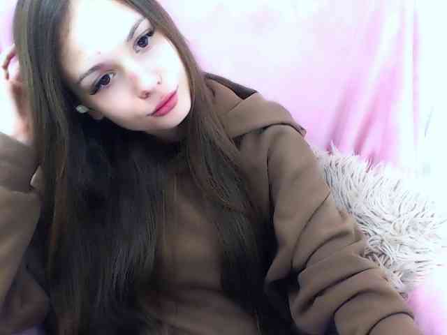 Model: LiliBlush