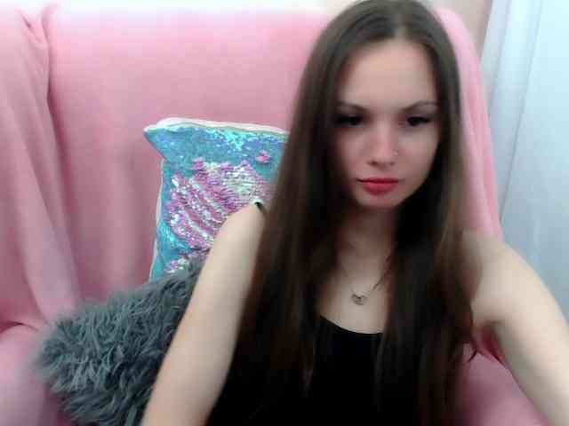 Model: LiliBlush
