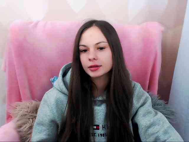 Model: LiliBlush