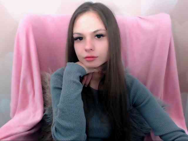 Model: LiliBlush