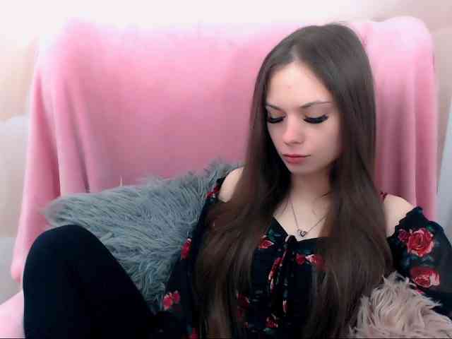 Model: LiliBlush